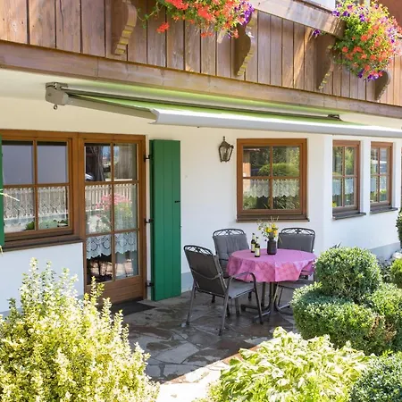 Haußmann Apartment *